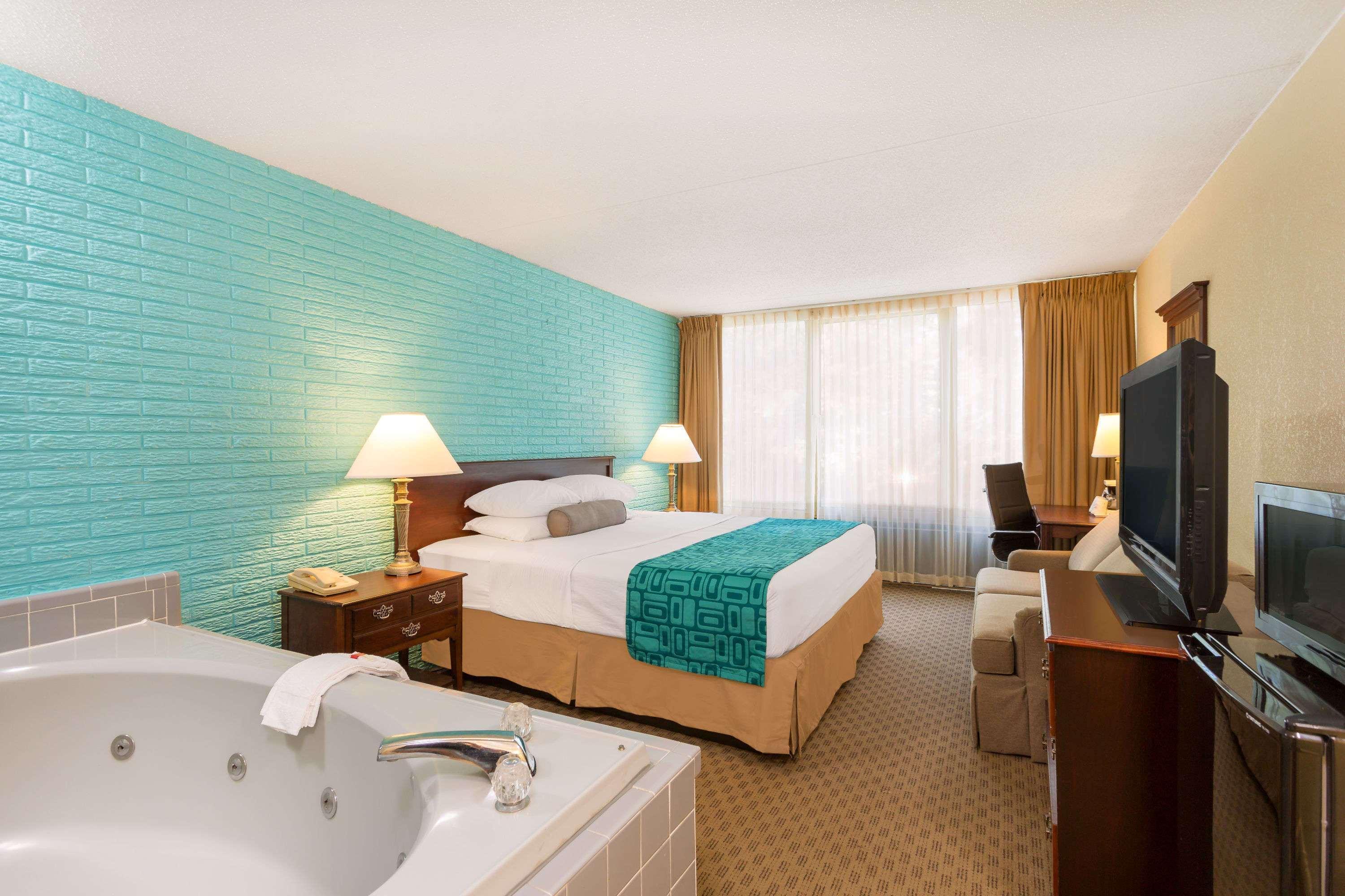 Howard Johnson By Wyndham Williamsburg Norge Exteriér fotografie