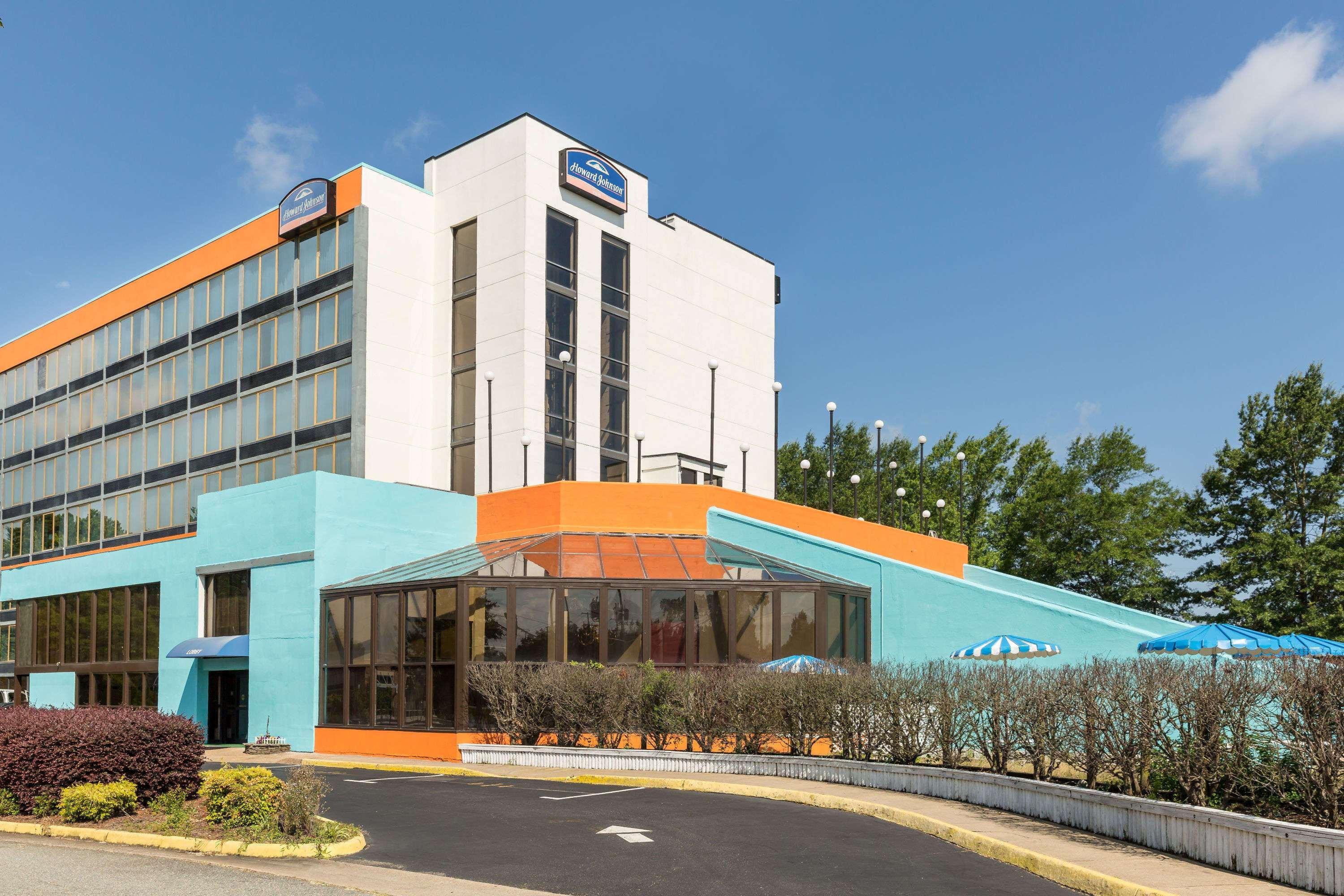 Howard Johnson By Wyndham Williamsburg Norge Exteriér fotografie